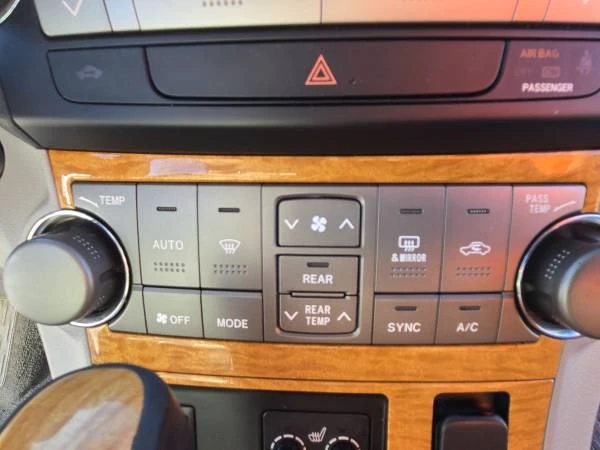 2008 Toyota Highlander - Image 18 of 21