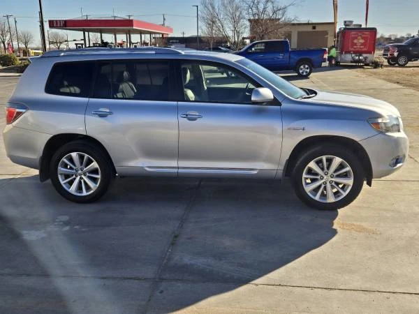 2008 Toyota Highlander - Image 2 of 21