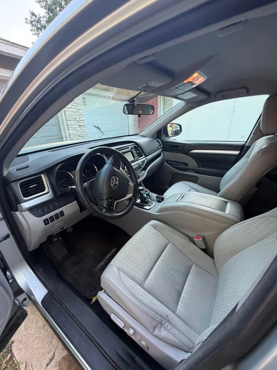 2015 Toyota Highlander - Image 6 of 6