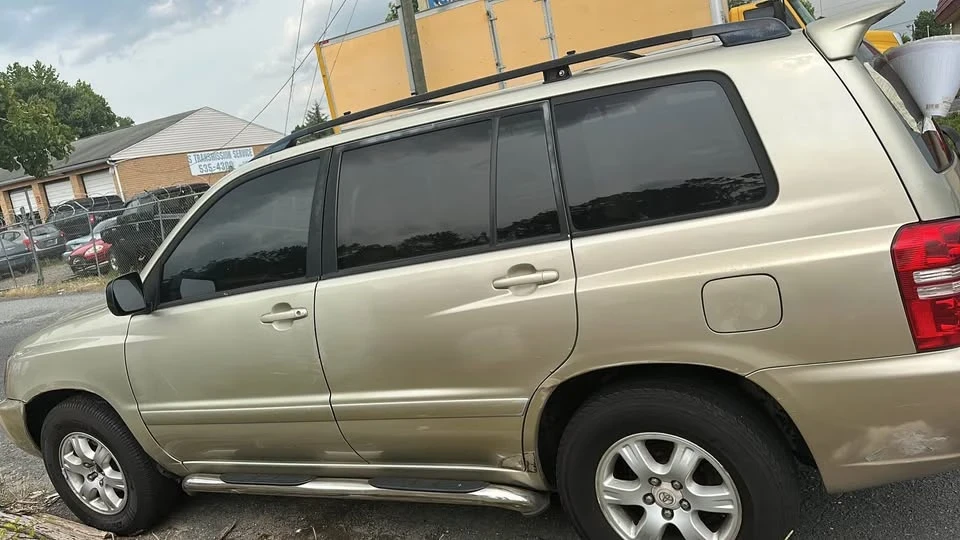 2003 Toyota Highlander - Image 4 of 4
