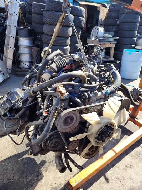 1989 Parts & Memorabilia Engines - Image 3 of 6