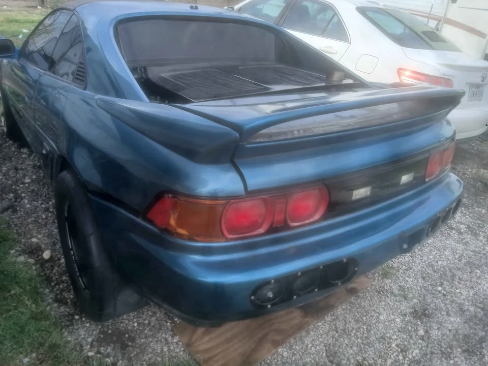 Toyota MR2 - Image 5 of 6