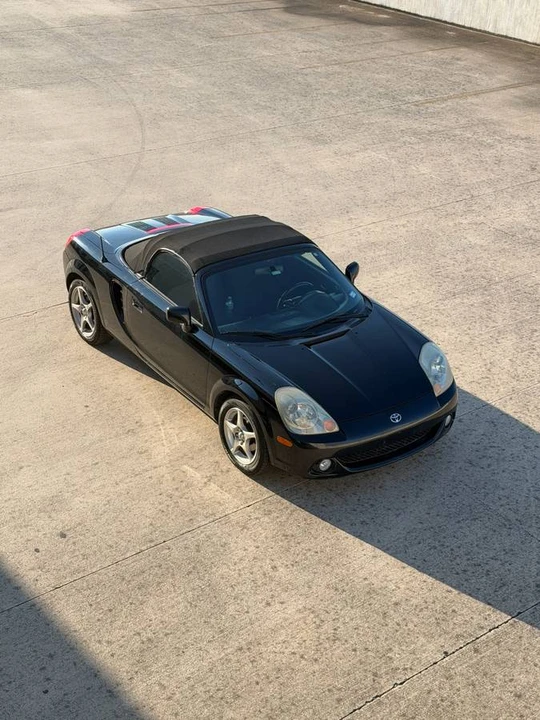 2003 Toyota MR2 Spyder/MR-S - Image 15 of 18