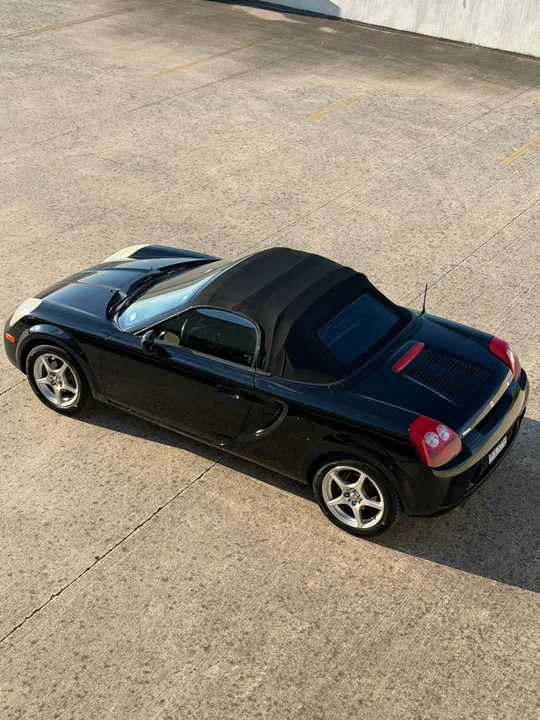 2003 Toyota MR2 Spyder/MR-S - Image 7 of 12