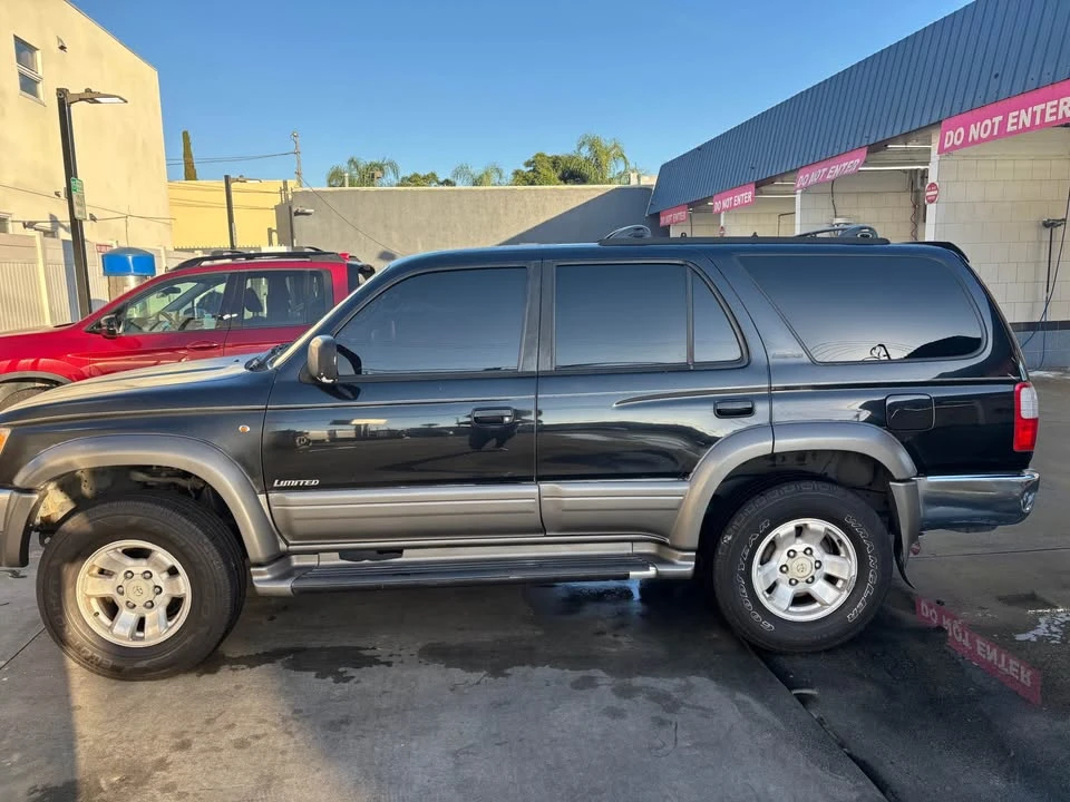 Toyota 4Runner - Image 4 of 6