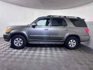 2003 Toyota Sequoia 1st Gen - Image 4 of 10