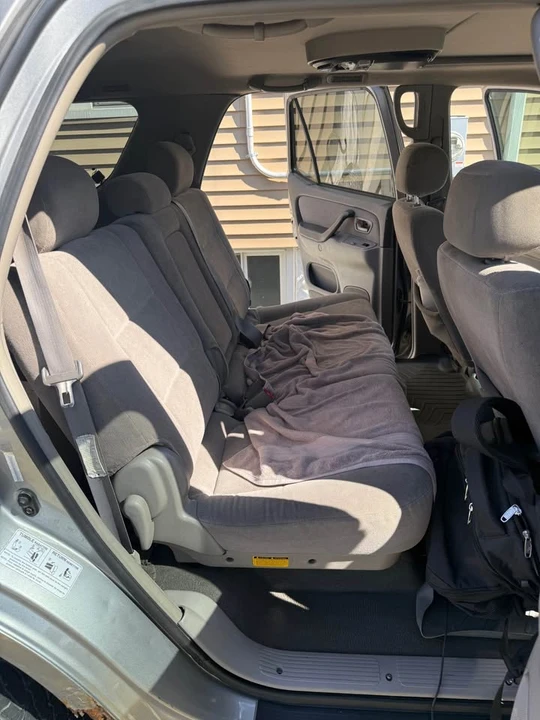 2006 Toyota Sequoia 1st Gen - Image 6 of 10