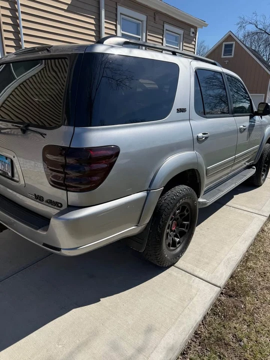 2006 Toyota Sequoia 1st Gen - Image 7 of 10