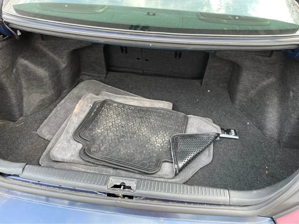 Toyota Solara - Image 10 of 10