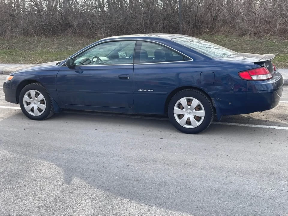 Toyota Solara - Image 9 of 10