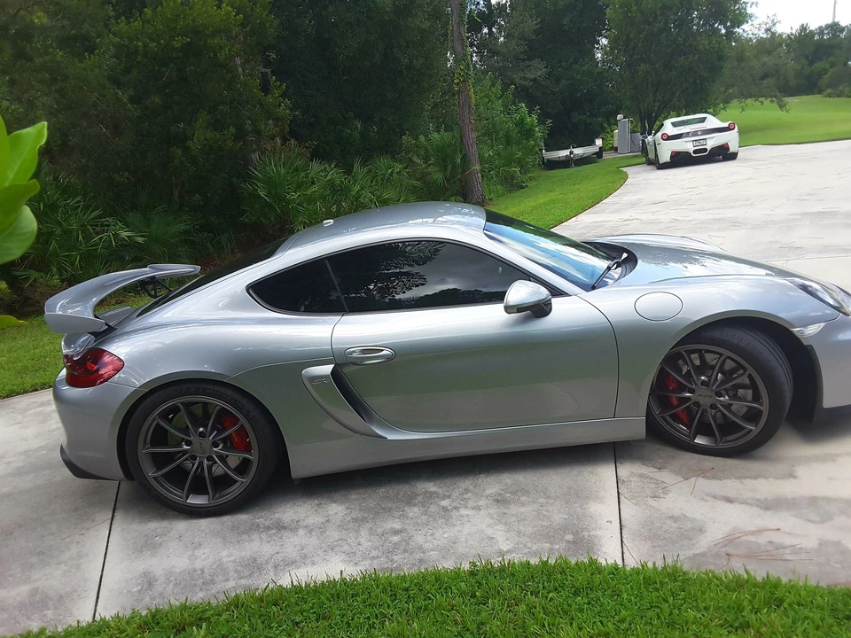 2016 Porsche 981 Cayman GT4 - Image 4 of 15