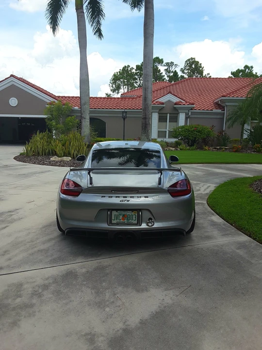 2016 Porsche 981 Cayman GT4 - Image 5 of 15