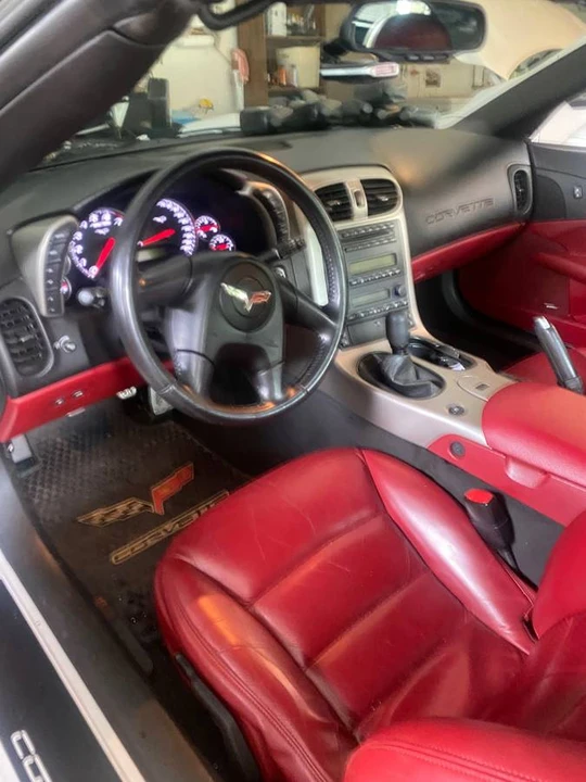 2005 Chevrolet Corvette C6 - Image 11 of 20
