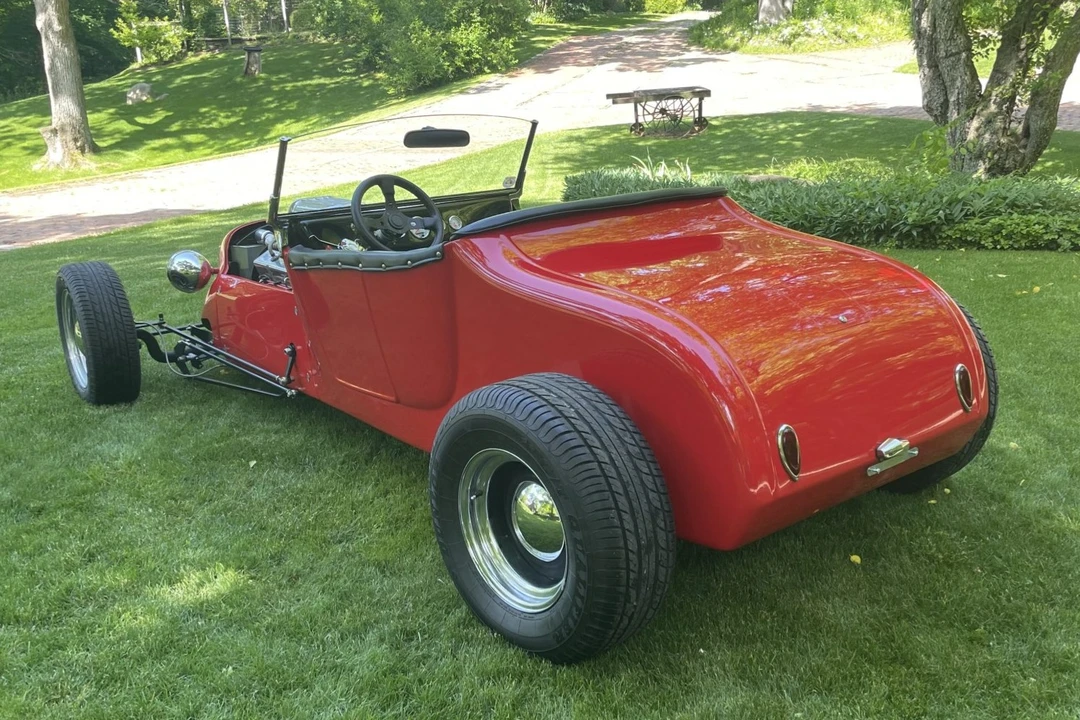 Ford Model T - Image 4 of 31