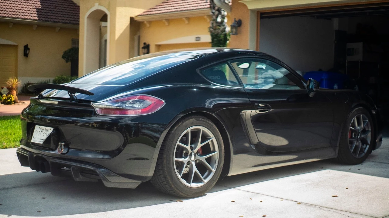 2014 Porsche 981 Cayman S - Image 2 of 11