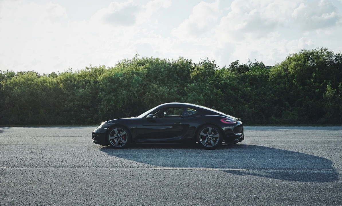2014 Porsche 981 Cayman S - Image 6 of 11
