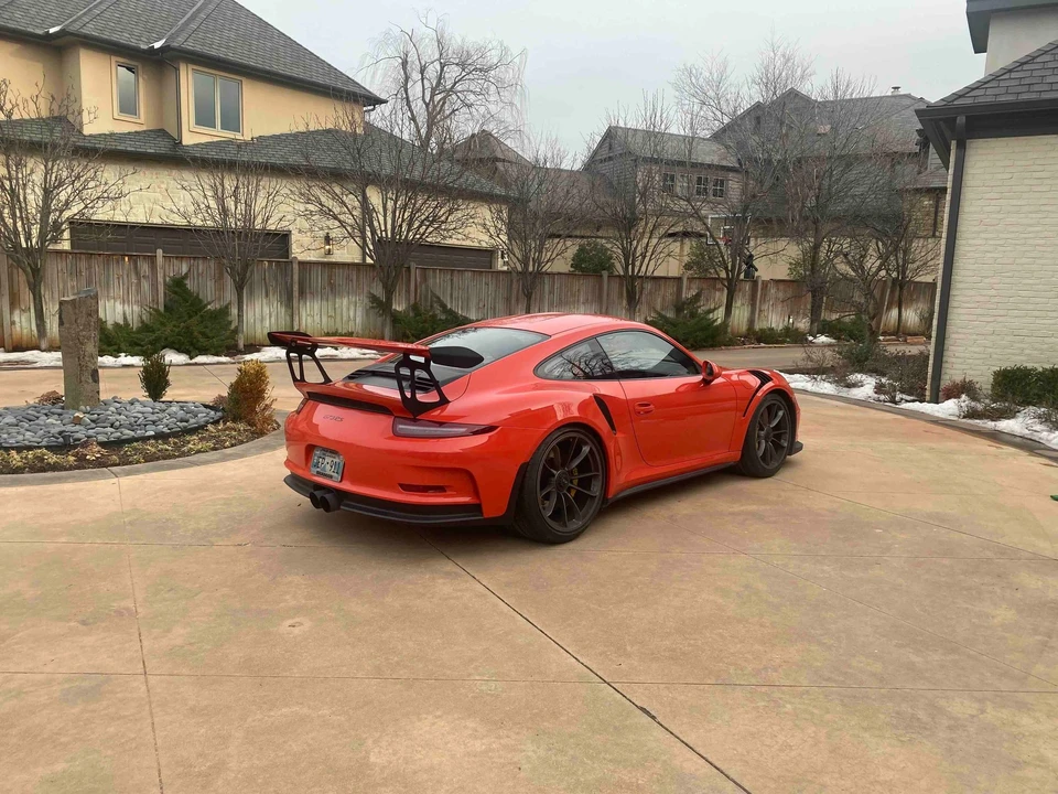 2016 Porsche 991 GT3 RS - Image 2 of 31