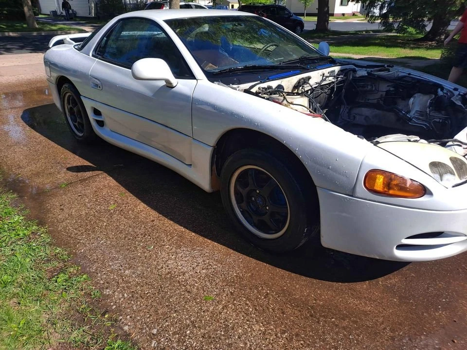 1995 Mitsubishi 3000GT Series 2 - Image 2 of 9