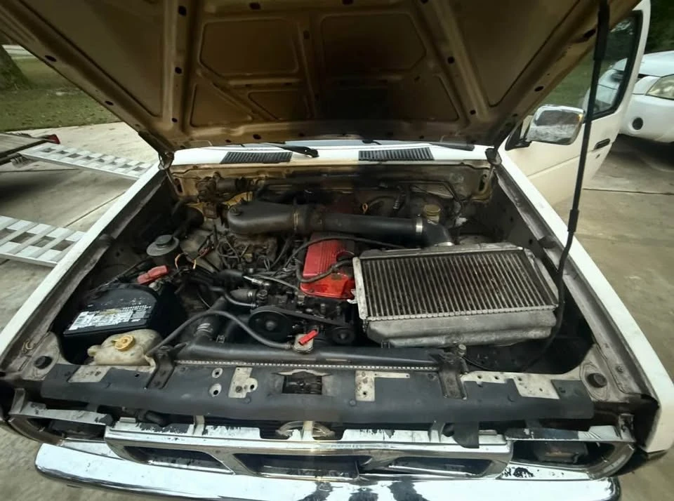 1997 Nissan Frontier 1st Gen - Image 6 of 8