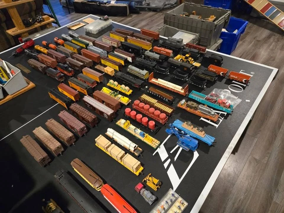 Parts & Memorabilia Scale Models - Image 4 of 6