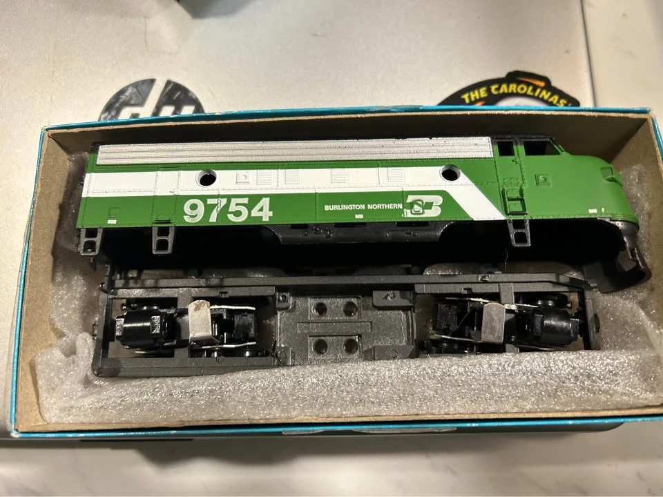 Parts & Memorabilia Scale Models - Image 5 of 9