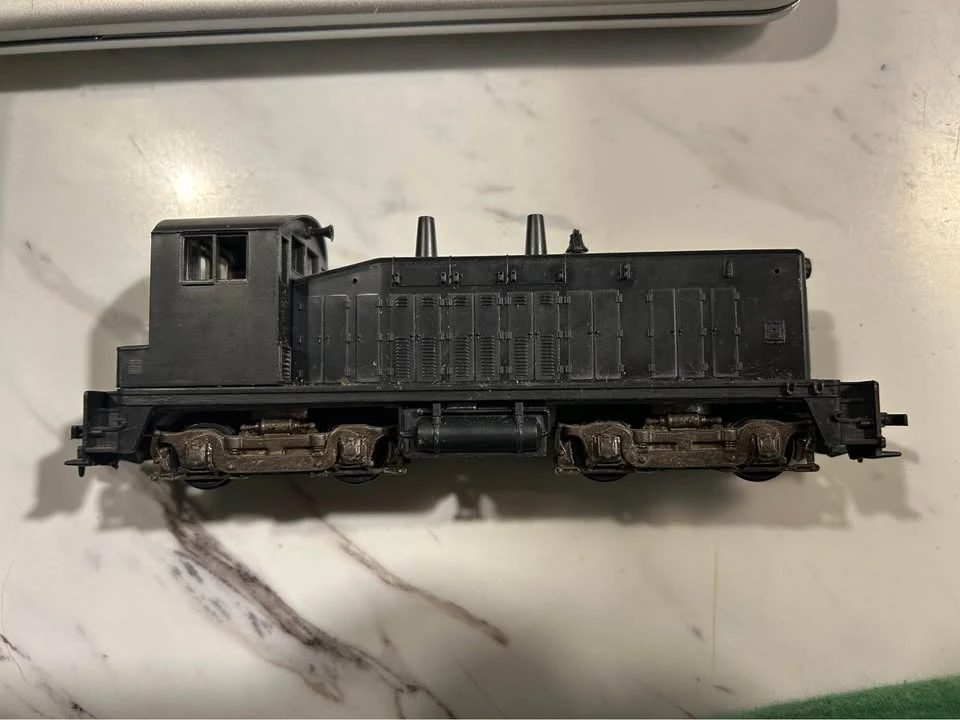 Parts & Memorabilia Scale Models - Image 7 of 9