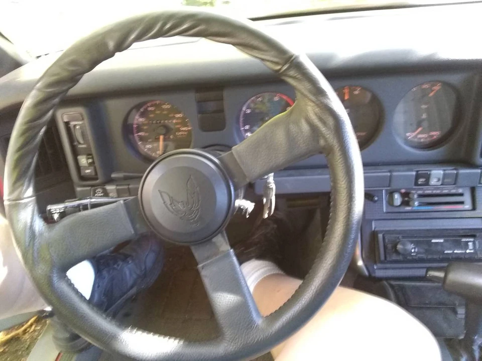 1987 Pontiac Firebird Trans Am 3rd Gen - Image 8 of 15