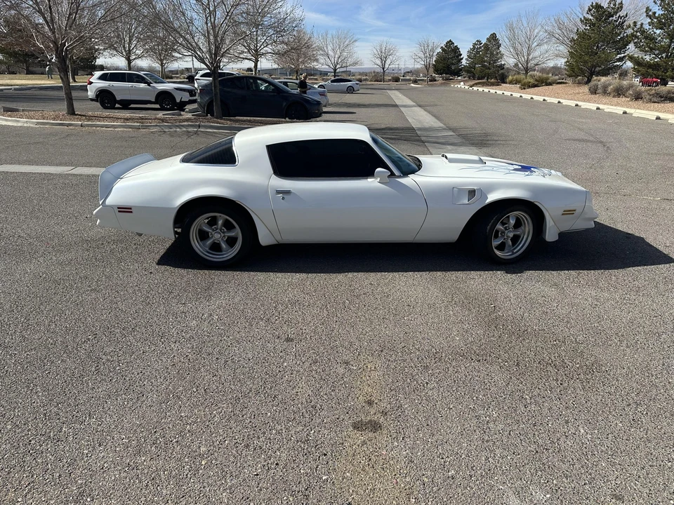 1978 Pontiac Firebird Esprit 2nd Gen - Image 27 of 31