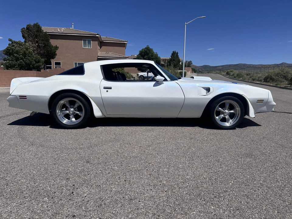 1978 Pontiac Firebird Esprit 2nd Gen - Image 29 of 31