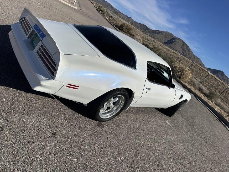1978 Pontiac Firebird Esprit 2nd Gen - Image 25 of 31