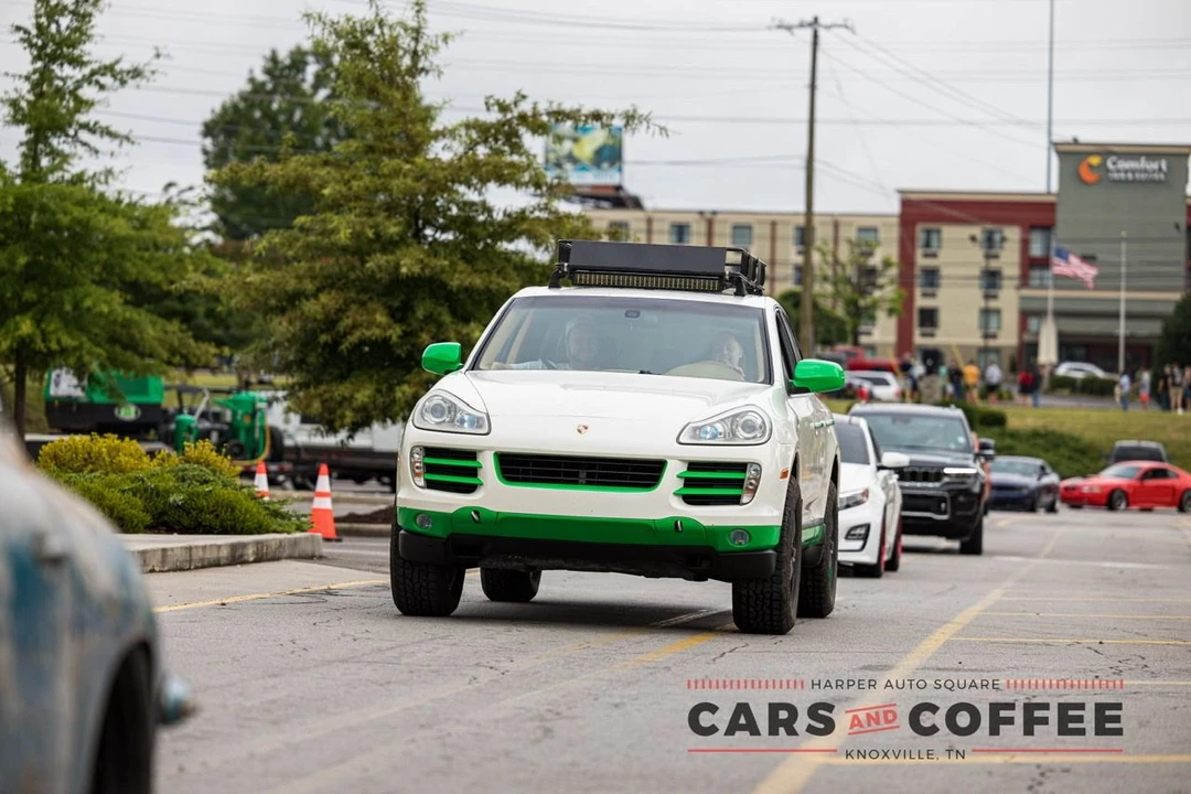 2009 Porsche 955/957 Cayenne - Image 2 of 17