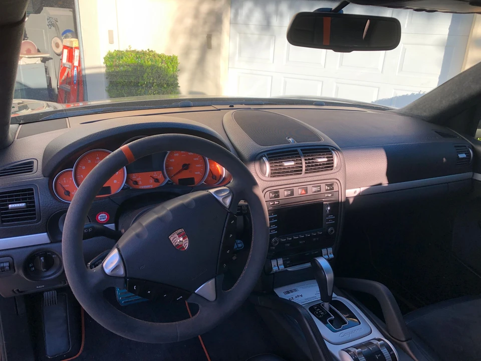 2010 Porsche 955/957 Cayenne S - Image 2 of 10
