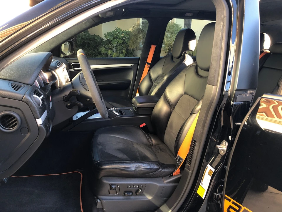 2010 Porsche 955/957 Cayenne S - Image 3 of 10
