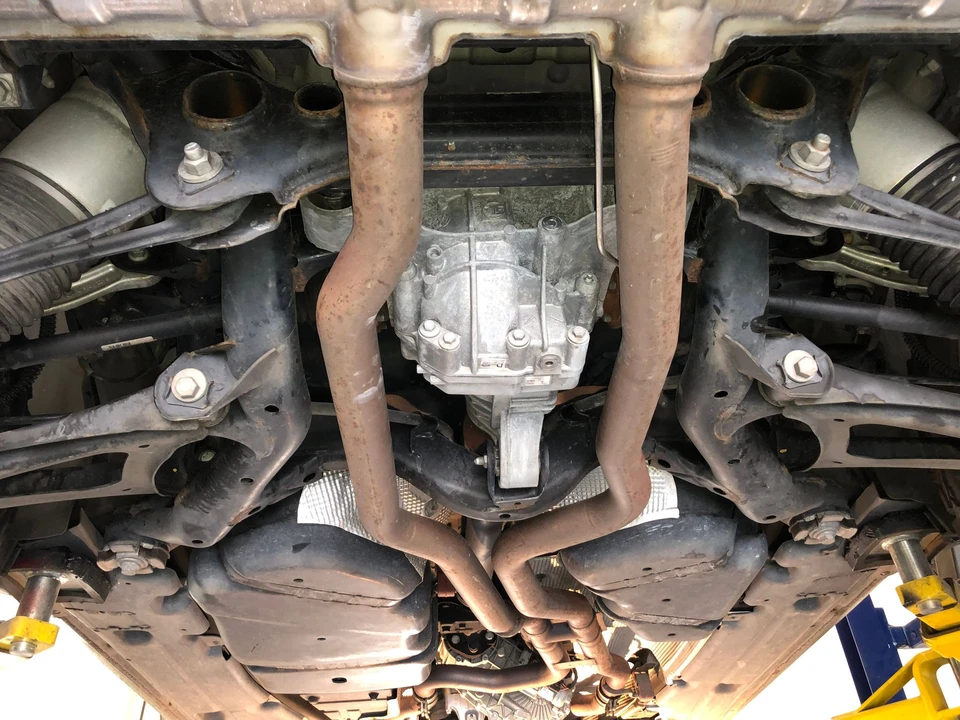 2010 Porsche 955/957 Cayenne S - Image 8 of 10