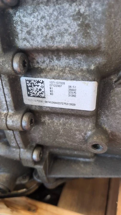 2008 Parts & Memorabilia Gearboxes - Image 12 of 17