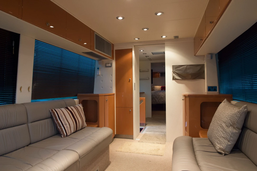 Iveco - Image 22 of 22