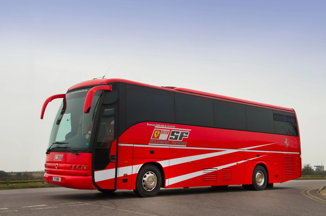 Iveco - Image 2 of 22