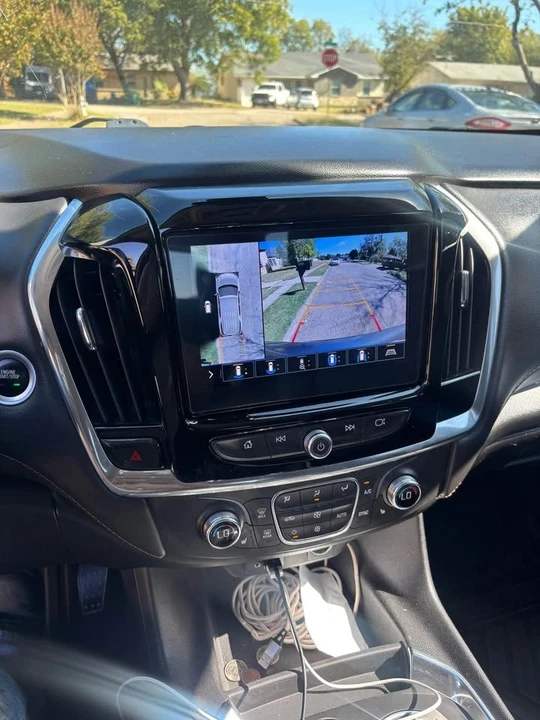 2020 Chevrolet Traverse - Image 6 of 9