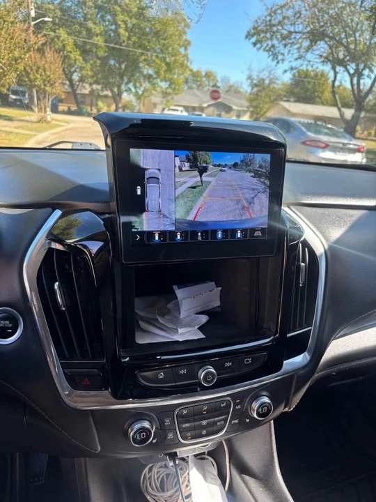 2020 Chevrolet Traverse - Image 5 of 9