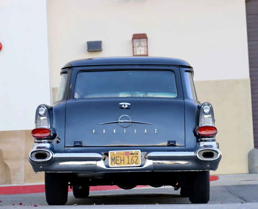 1957 Pontiac Chieftain - Image 16 of 31