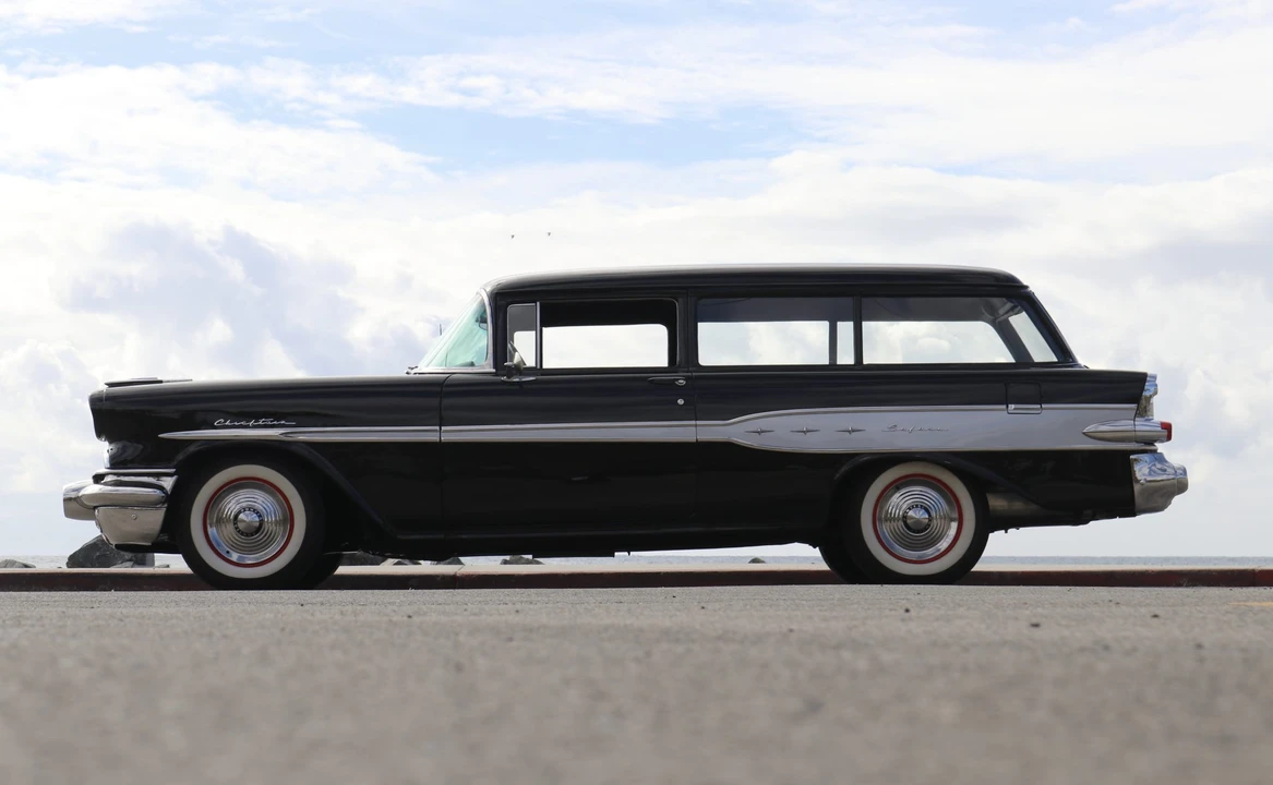 1957 Pontiac Chieftain - Image 11 of 31