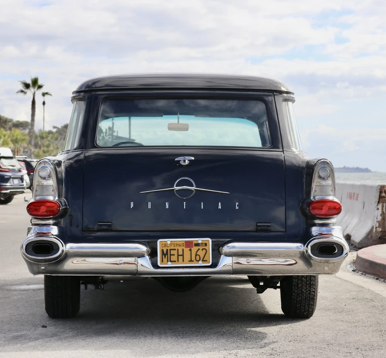 1957 Pontiac Chieftain - Image 17 of 31