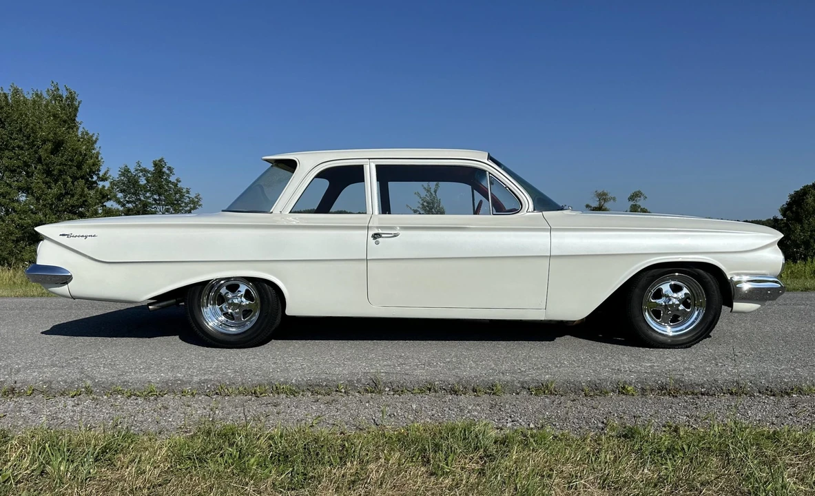 1961 Chevrolet Biscayne - Image 30 of 31