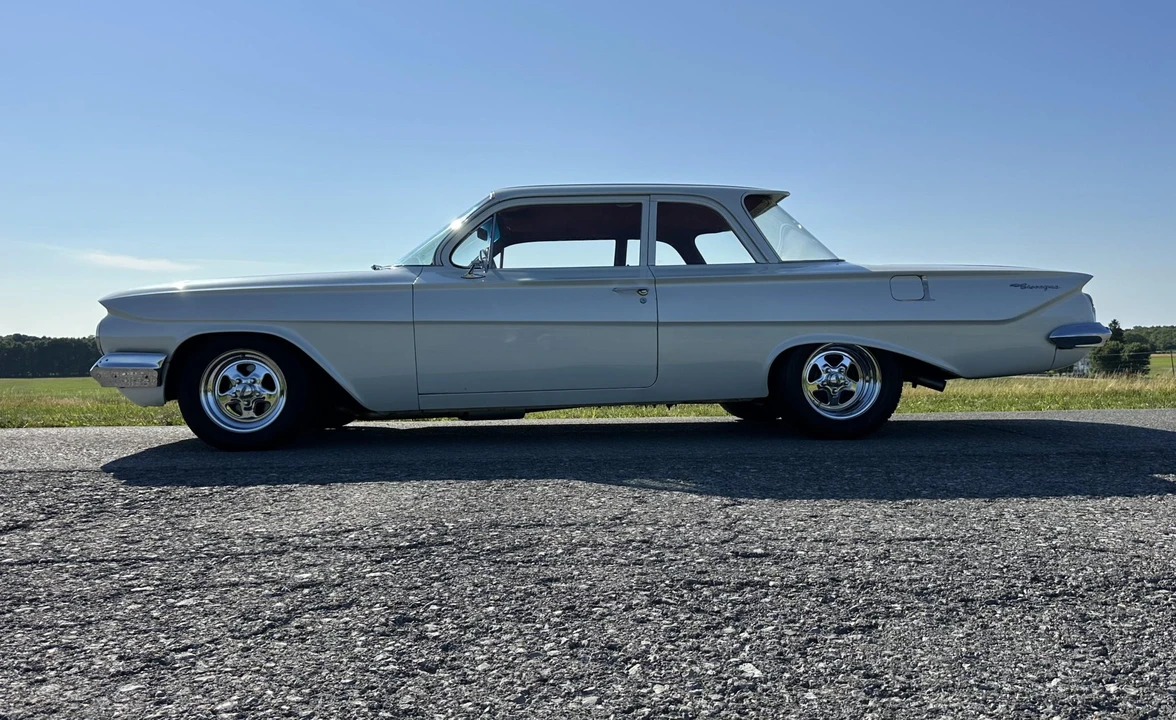 1961 Chevrolet Biscayne - Image 12 of 31