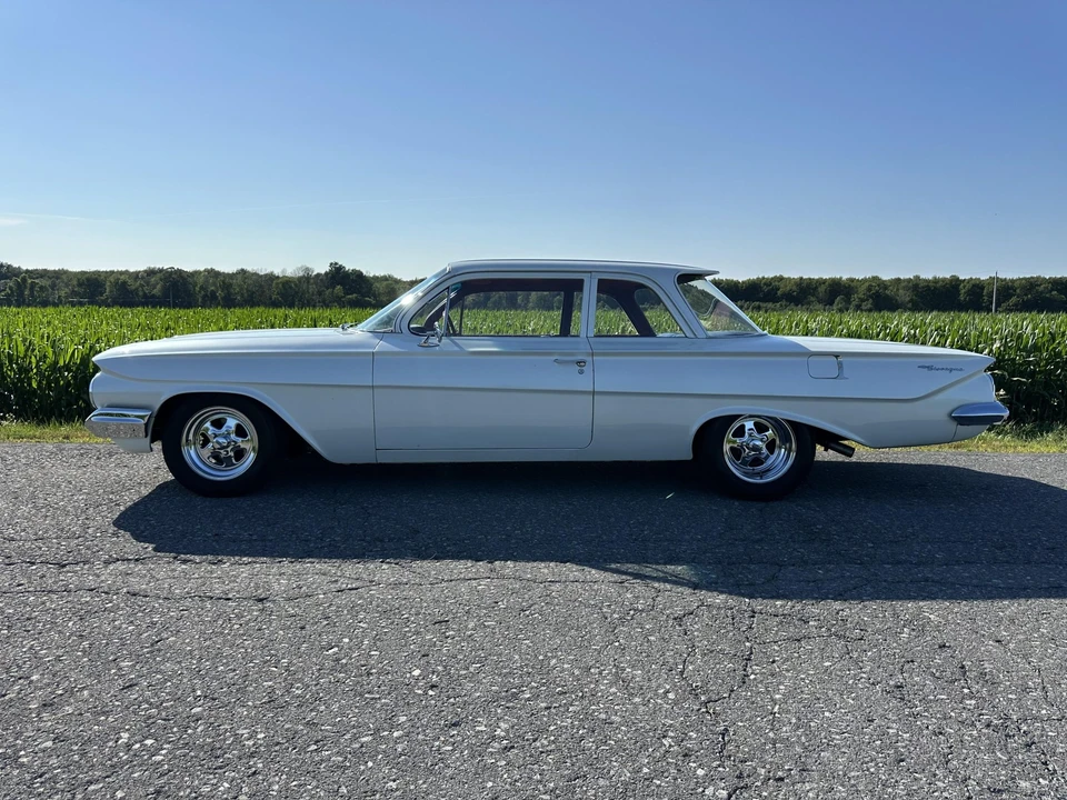 1961 Chevrolet Biscayne - Image 14 of 31