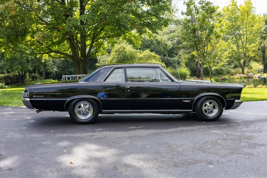 1965 Pontiac Tempest - Image 8 of 31