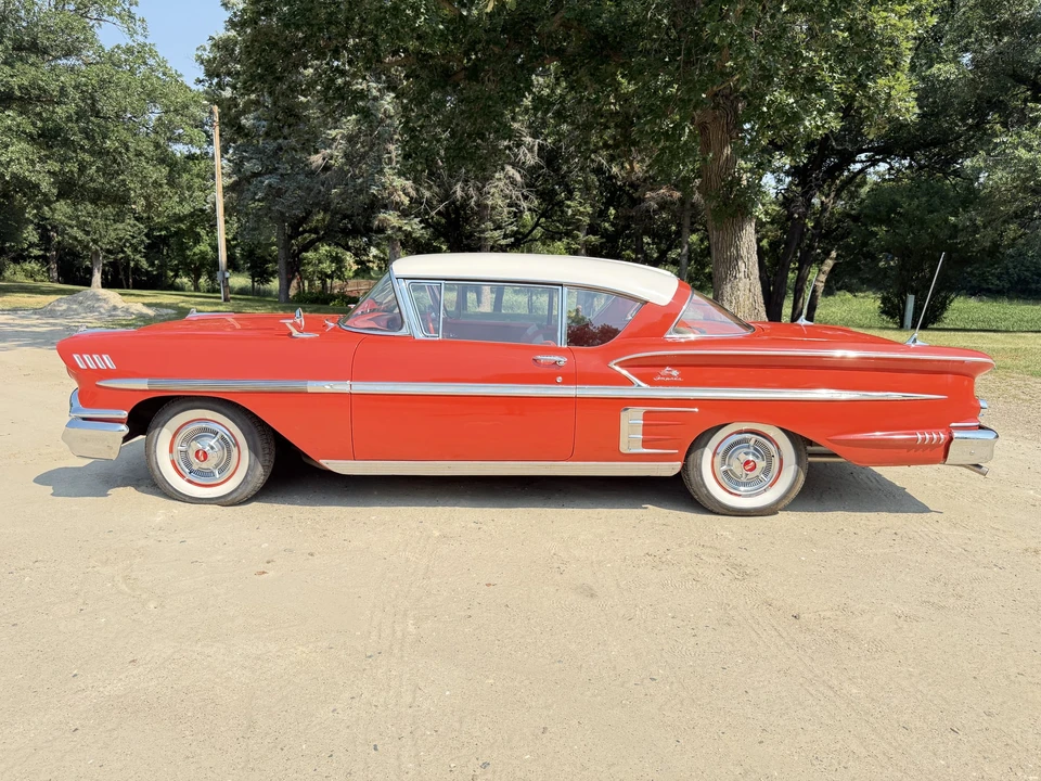 1958 Chevrolet Impala 1st Gen - Image 25 of 31