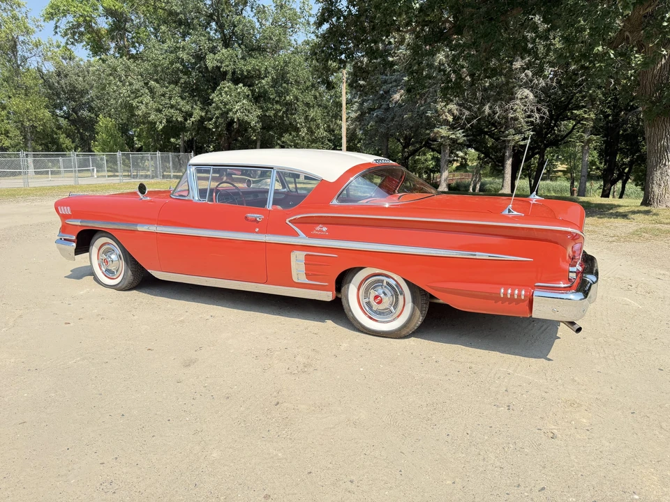 1958 Chevrolet Impala 1st Gen - Image 27 of 31