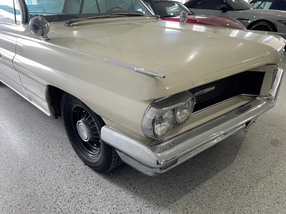 1962 Pontiac Grand Prix 1st Gen - Image 9 of 31