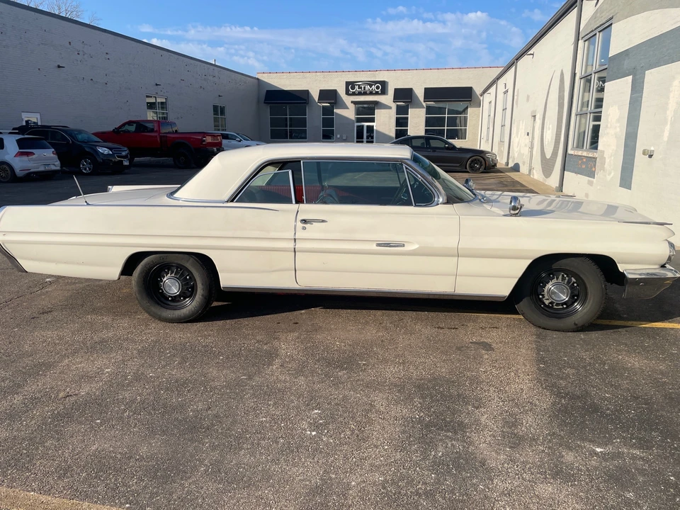 1962 Pontiac Grand Prix 1st Gen - Image 7 of 31